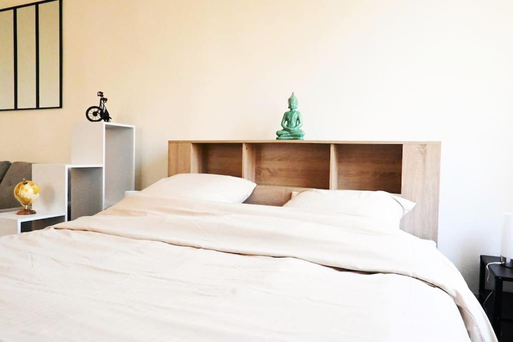 סדאן Charmant Petit Pont Ardennais/Cosy/T1/Wifi/Parking מראה חיצוני תמונה